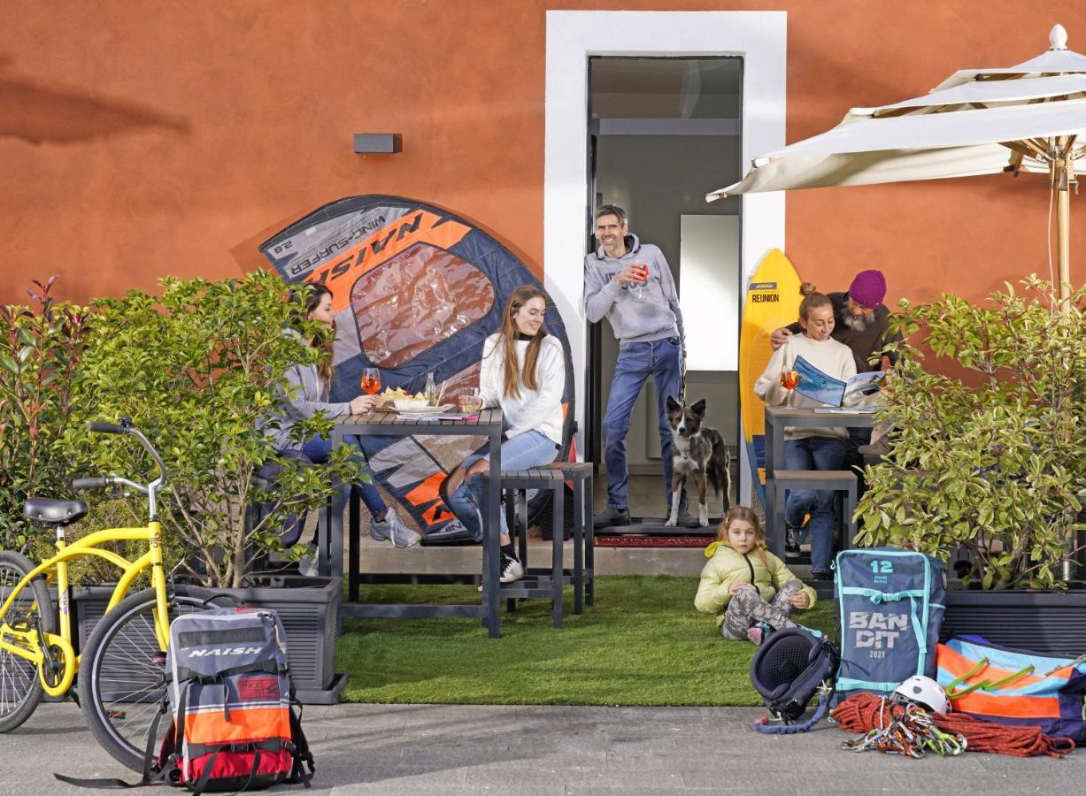 "La Locanda" Campione Del Garda Hostel ภายนอก รูปภาพ